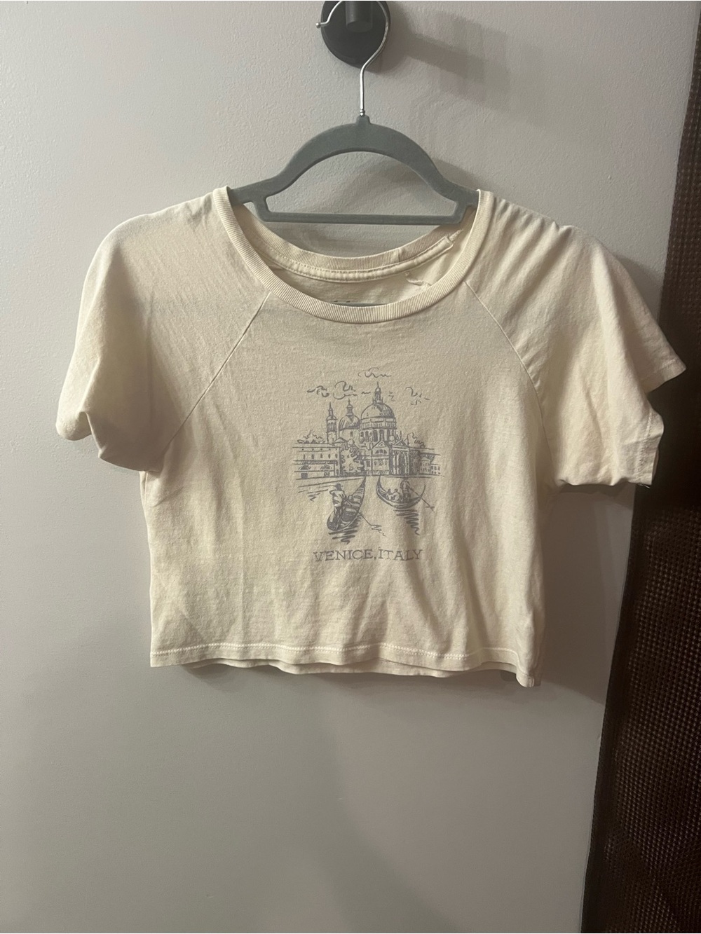 Nordstrom Cream Venice Italy Graphic Crop Tee